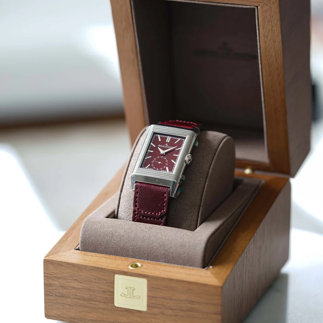 Jaeger-LeCoultre Reverso Tribute Monoface Small Seconds 397846J Image 4